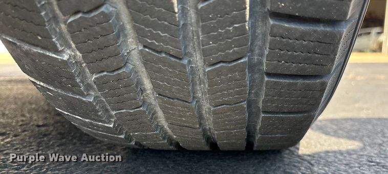 image for item ED2217 2015 Chevrolet Traverse LT SUV