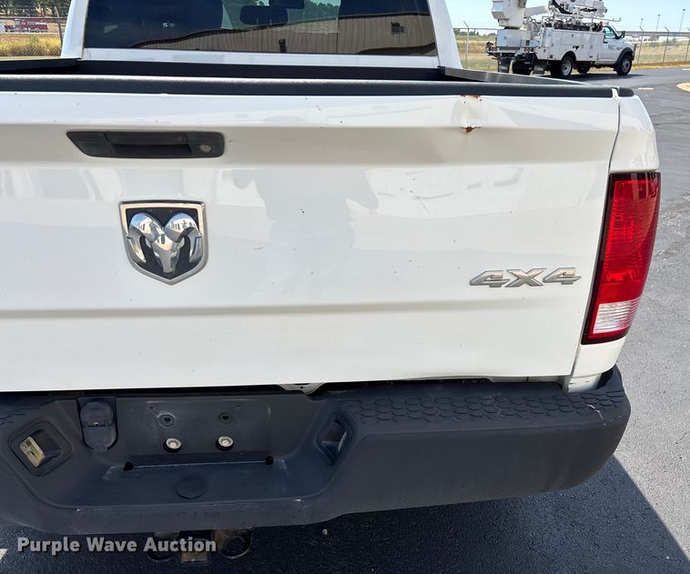 image for item ED2218 2016 RAM 1500 Crew Cab pickup truck