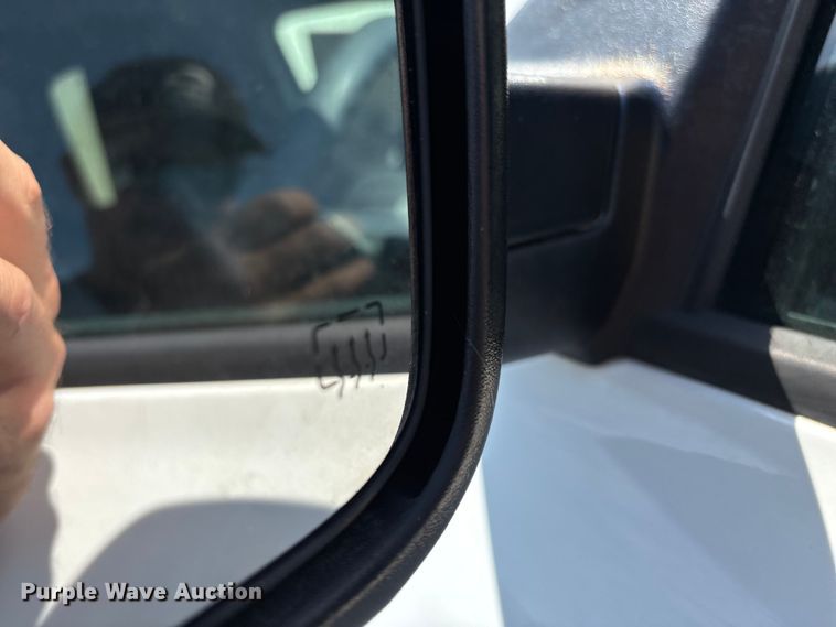 image for item ED2218 2016 RAM 1500 Crew Cab pickup truck