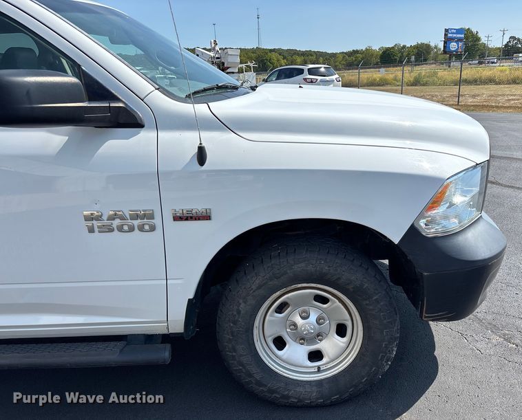 image for item ED2218 2016 RAM 1500 Crew Cab pickup truck