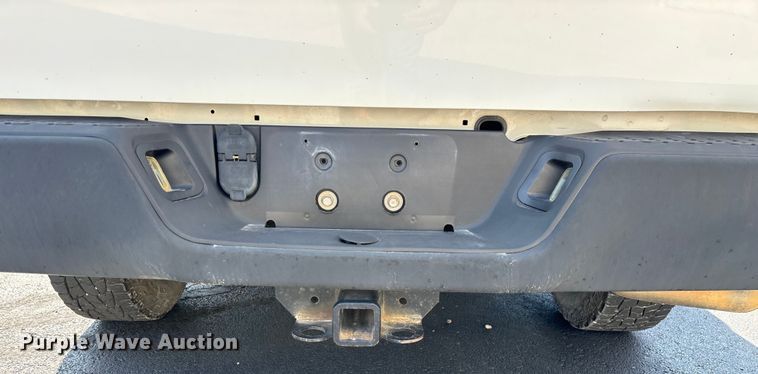 image for item ED2218 2016 RAM 1500 Crew Cab pickup truck