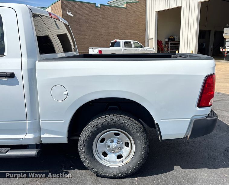 image for item ED2218 2016 RAM 1500 Crew Cab pickup truck