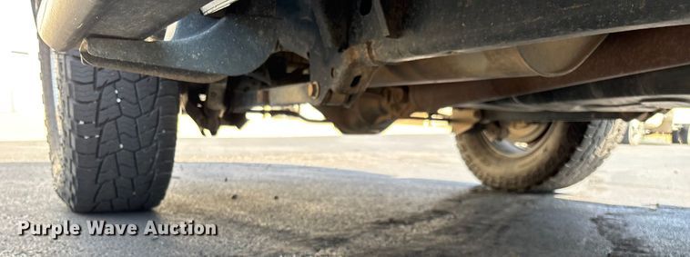 image for item ED2218 2016 RAM 1500 Crew Cab pickup truck