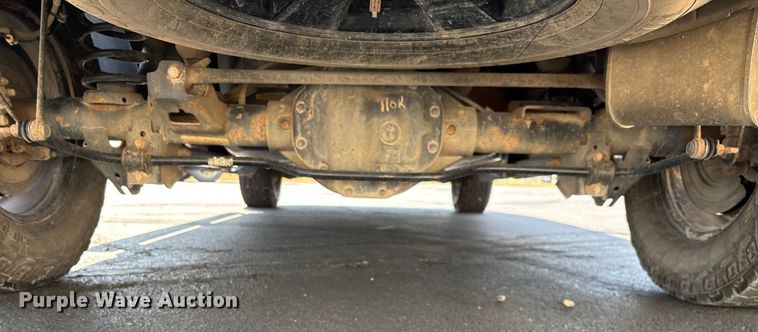 image for item ED2218 2016 RAM 1500 Crew Cab pickup truck