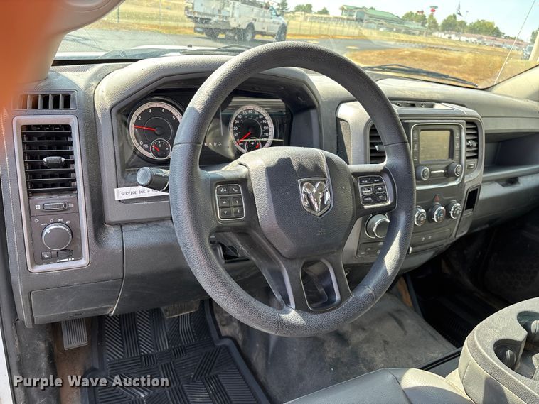 image for item ED2218 2016 RAM 1500 Crew Cab pickup truck