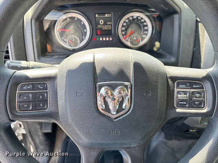 image for item ED2218 2016 RAM 1500 Crew Cab pickup truck