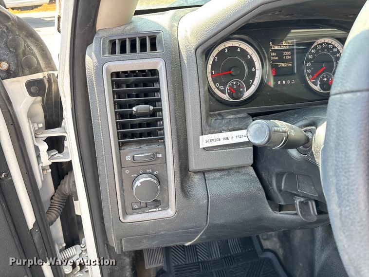 image for item ED2218 2016 RAM 1500 Crew Cab pickup truck