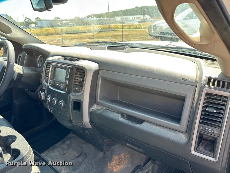 image for item ED2218 2016 RAM 1500 Crew Cab pickup truck