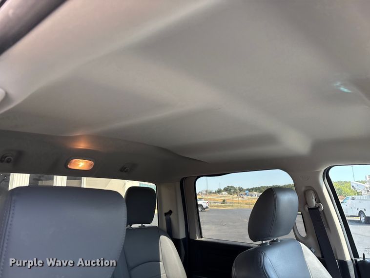 image for item ED2218 2016 RAM 1500 Crew Cab pickup truck