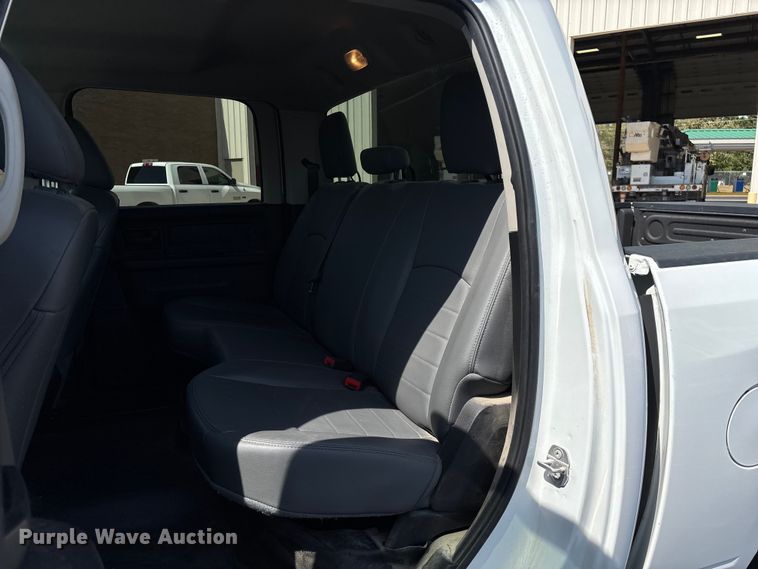 image for item ED2218 2016 RAM 1500 Crew Cab pickup truck