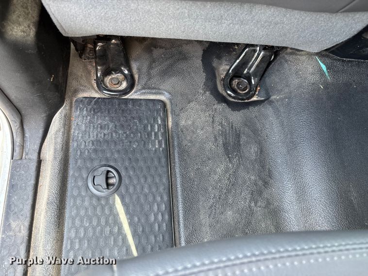 image for item ED2218 2016 RAM 1500 Crew Cab pickup truck