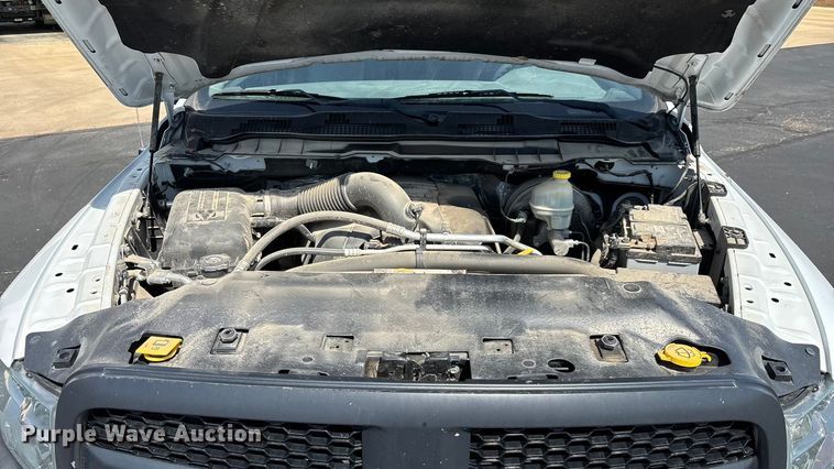 image for item ED2218 2016 RAM 1500 Crew Cab pickup truck