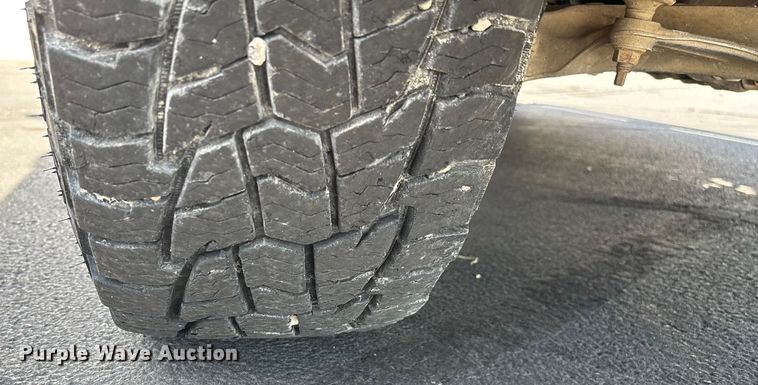 image for item ED2218 2016 RAM 1500 Crew Cab pickup truck