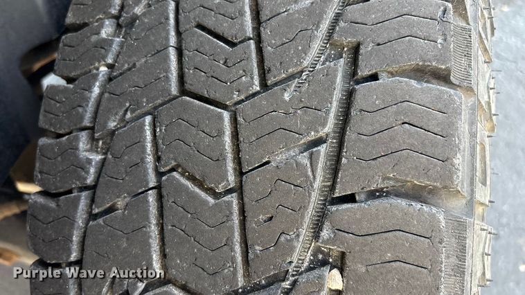 image for item ED2218 2016 RAM 1500 Crew Cab pickup truck