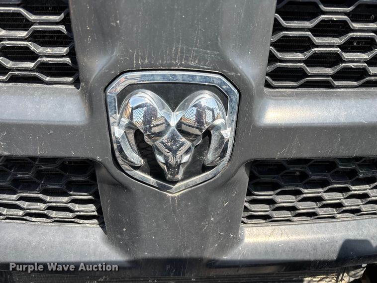 image for item ED2219 2015 RAM 5500 truck cab and chassis