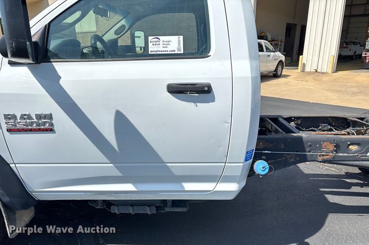 image for item ED2219 2015 RAM 5500 truck cab and chassis