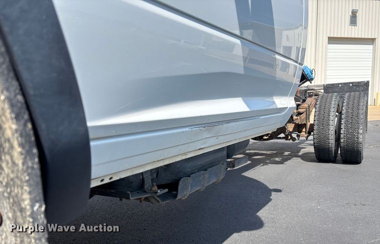 image for item ED2219 2015 RAM 5500 truck cab and chassis