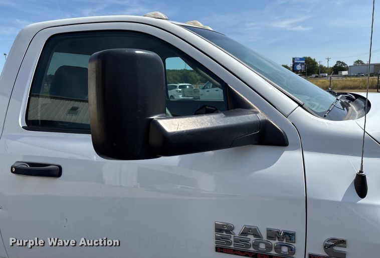 image for item ED2219 2015 RAM 5500 truck cab and chassis