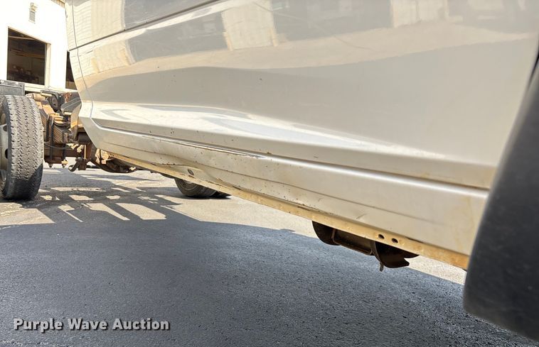 image for item ED2219 2015 RAM 5500 truck cab and chassis