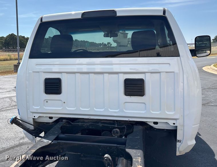 image for item ED2219 2015 RAM 5500 truck cab and chassis