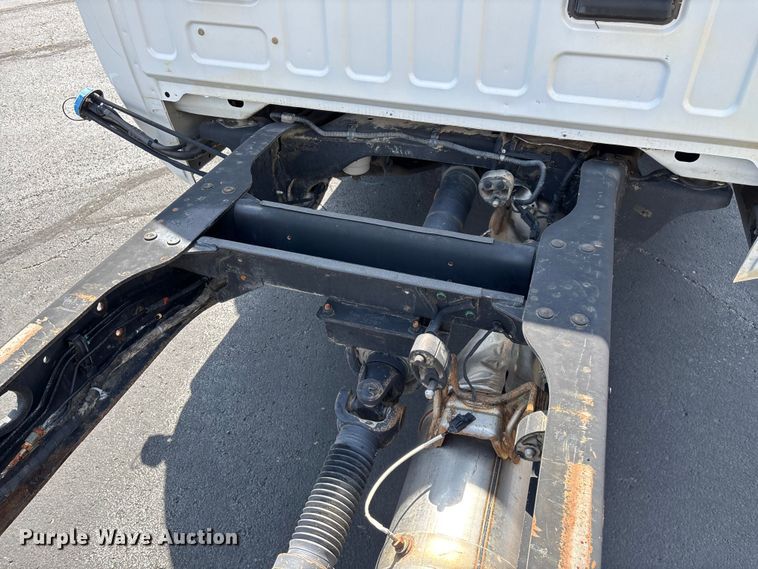 image for item ED2219 2015 RAM 5500 truck cab and chassis