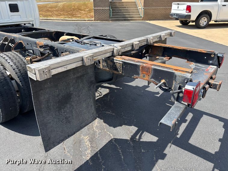 image for item ED2219 2015 RAM 5500 truck cab and chassis