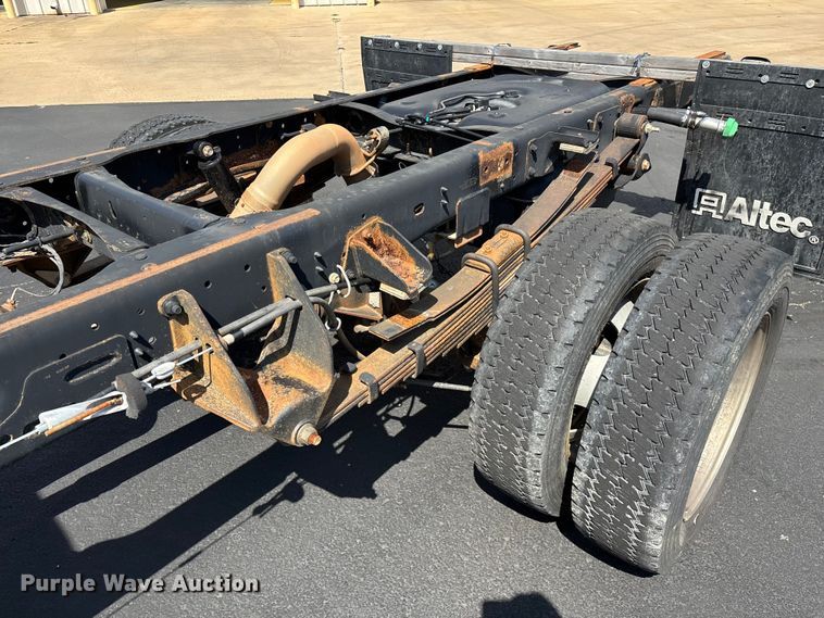 image for item ED2219 2015 RAM 5500 truck cab and chassis