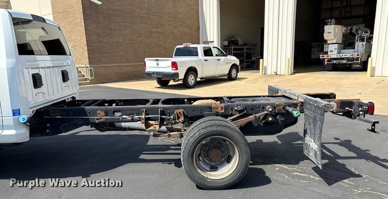 image for item ED2219 2015 RAM 5500 truck cab and chassis