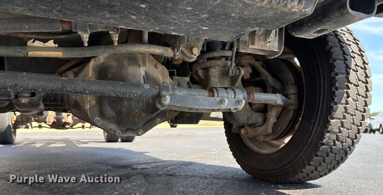 image for item ED2219 2015 RAM 5500 truck cab and chassis