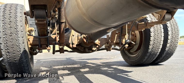 image for item ED2219 2015 RAM 5500 truck cab and chassis