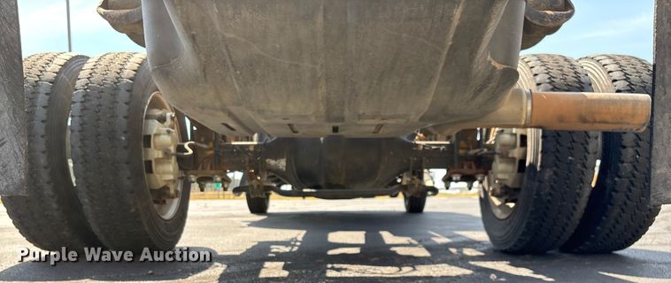 image for item ED2219 2015 RAM 5500 truck cab and chassis