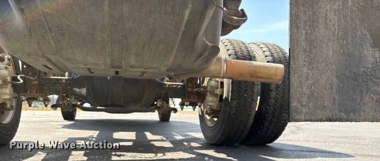 image for item ED2219 2015 RAM 5500 truck cab and chassis