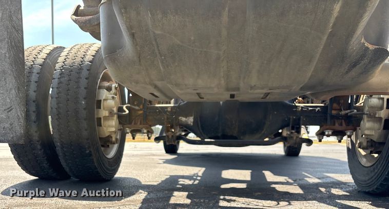 image for item ED2219 2015 RAM 5500 truck cab and chassis