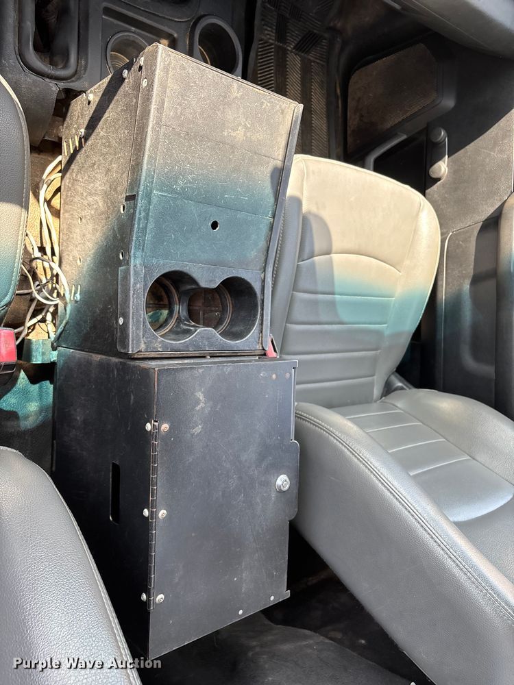 image for item ED2219 2015 RAM 5500 truck cab and chassis