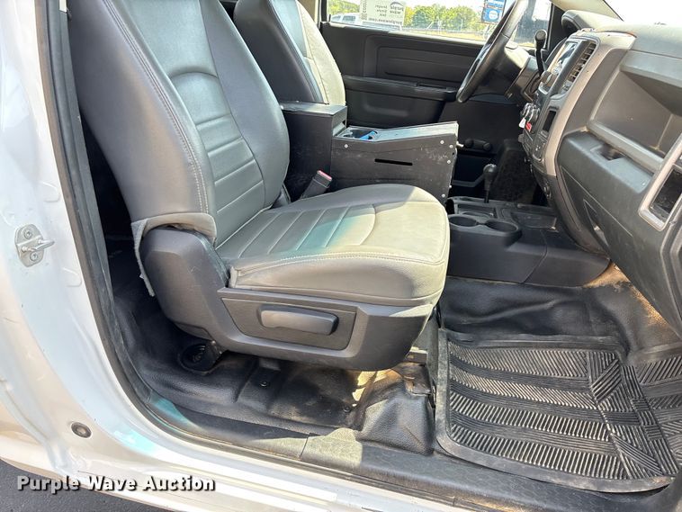 image for item ED2219 2015 RAM 5500 truck cab and chassis