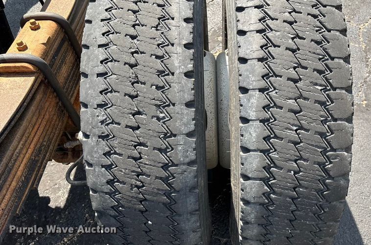 image for item ED2219 2015 RAM 5500 truck cab and chassis