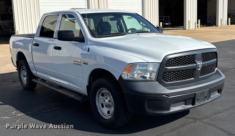 image for item ED2220 2017 RAM 1500 Crew Cab pickup truck