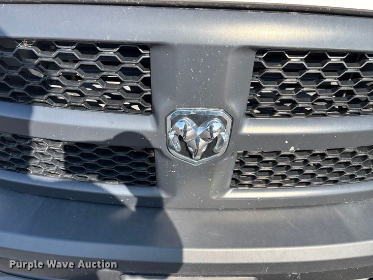 image for item ED2220 2017 RAM 1500 Crew Cab pickup truck