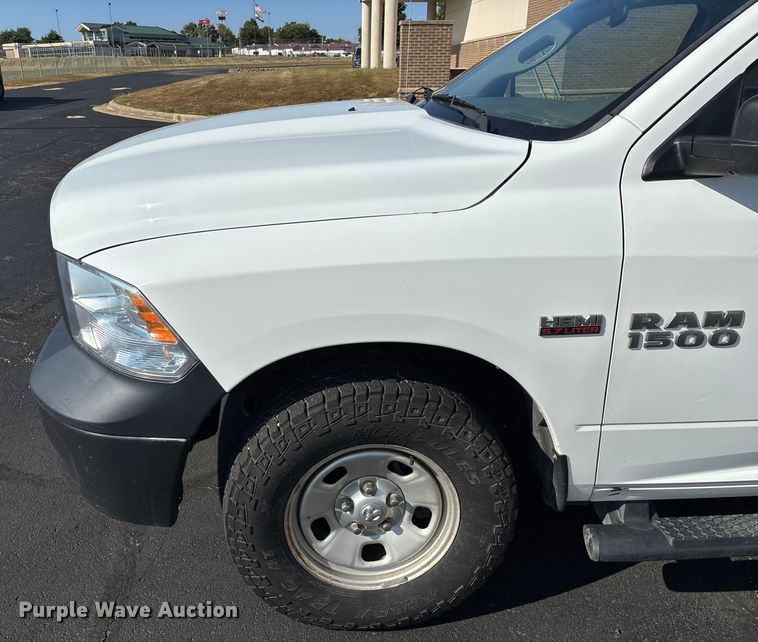 image for item ED2220 2017 RAM 1500 Crew Cab pickup truck