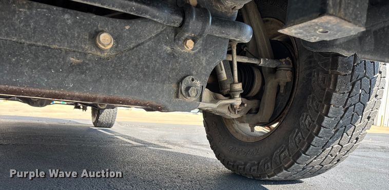 image for item ED2220 2017 RAM 1500 Crew Cab pickup truck