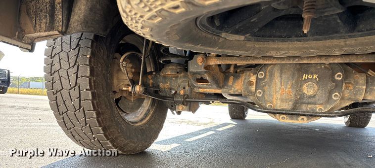 image for item ED2220 2017 RAM 1500 Crew Cab pickup truck