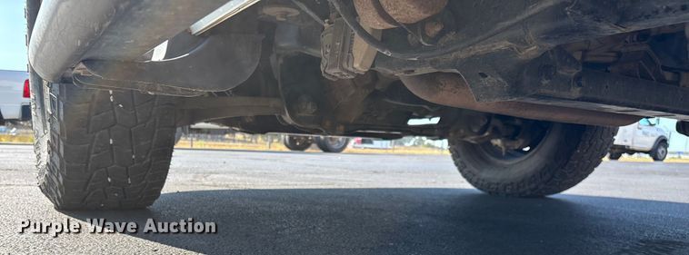 image for item ED2220 2017 RAM 1500 Crew Cab pickup truck