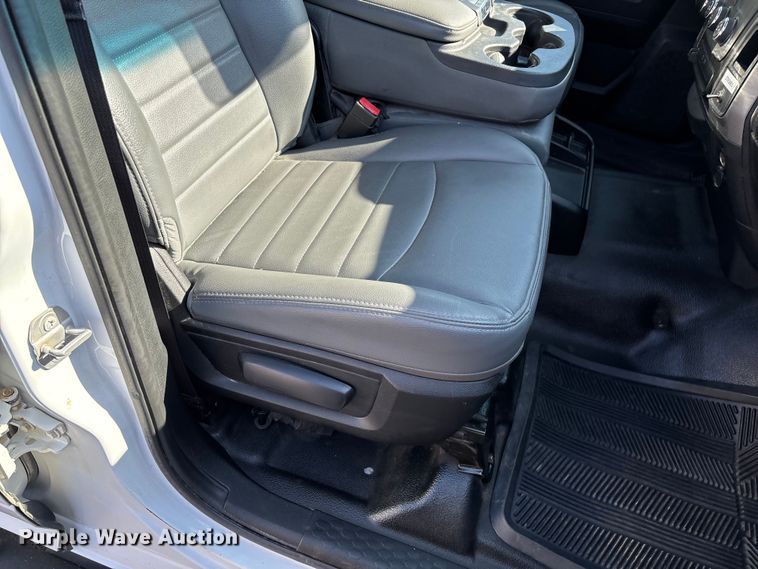 image for item ED2220 2017 RAM 1500 Crew Cab pickup truck