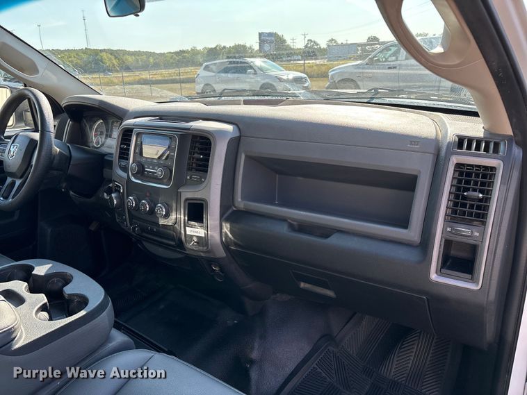 image for item ED2220 2017 RAM 1500 Crew Cab pickup truck