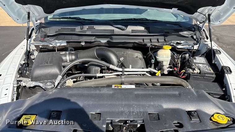 image for item ED2220 2017 RAM 1500 Crew Cab pickup truck