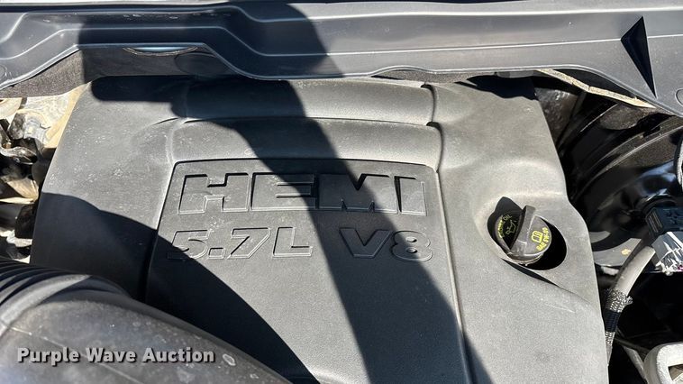 image for item ED2220 2017 RAM 1500 Crew Cab pickup truck