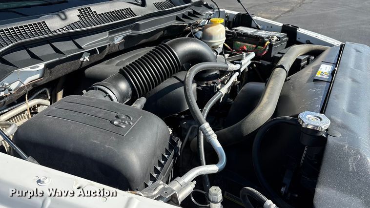 image for item ED2220 2017 RAM 1500 Crew Cab pickup truck