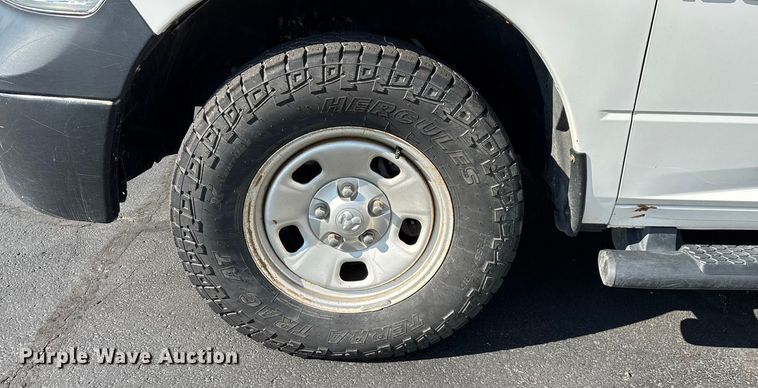 image for item ED2220 2017 RAM 1500 Crew Cab pickup truck