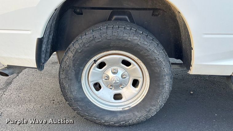 image for item ED2220 2017 RAM 1500 Crew Cab pickup truck