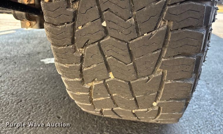 image for item ED2220 2017 RAM 1500 Crew Cab pickup truck